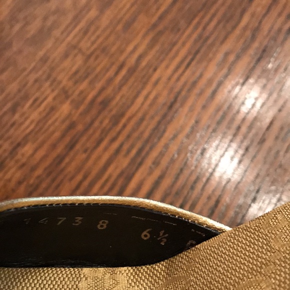 Gucci Rare Guccissima Gold Slides 6 1/2 - Picture 14 of 15